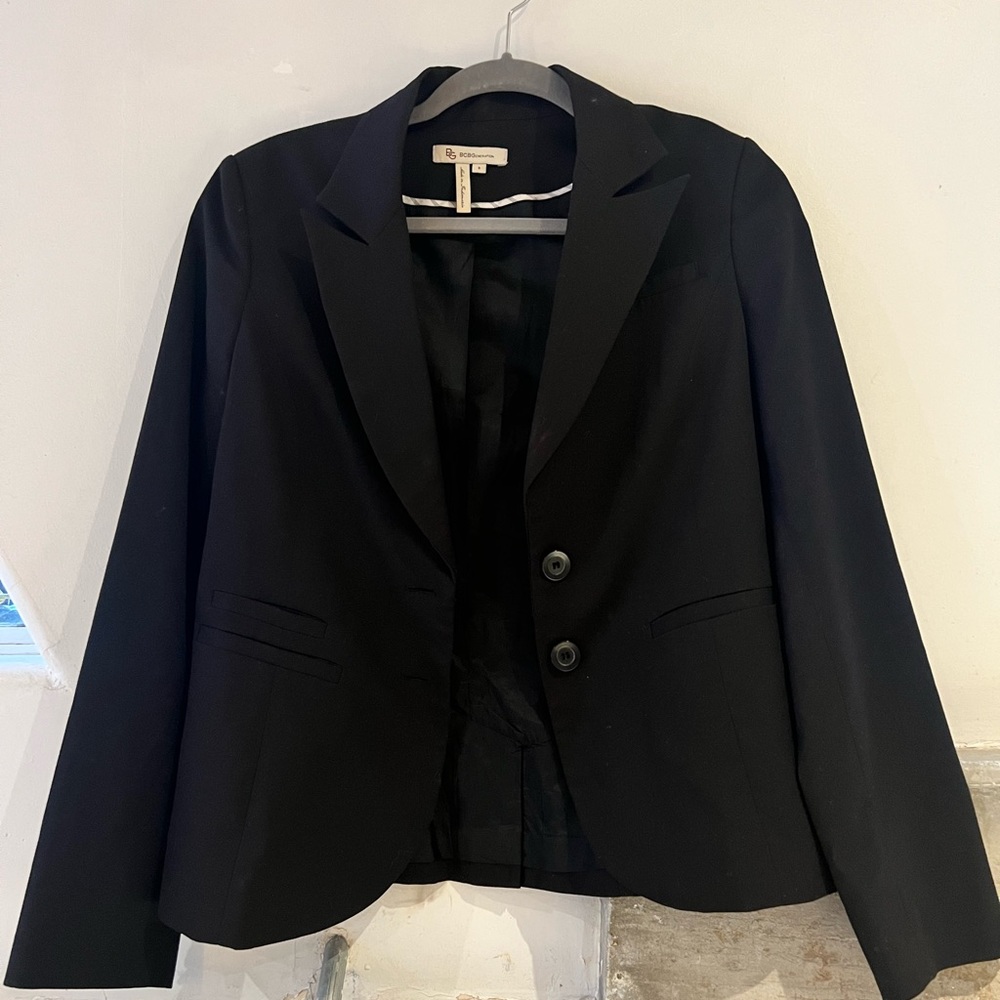 BCBGeneration black blazer - flattering fit